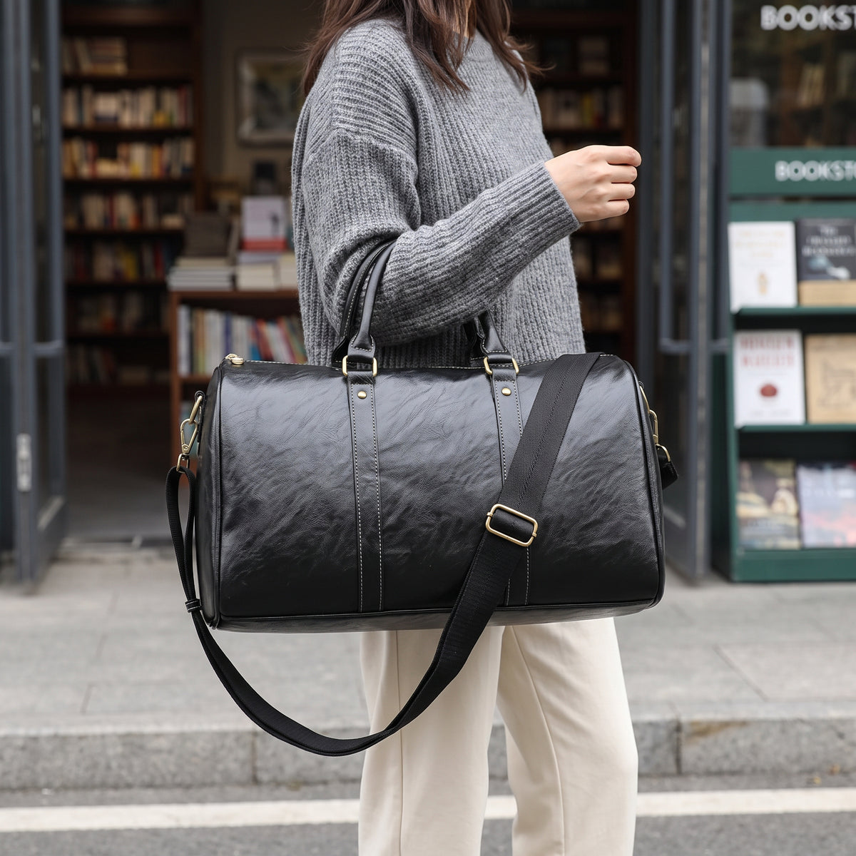 The Bellavue Weekender — Black