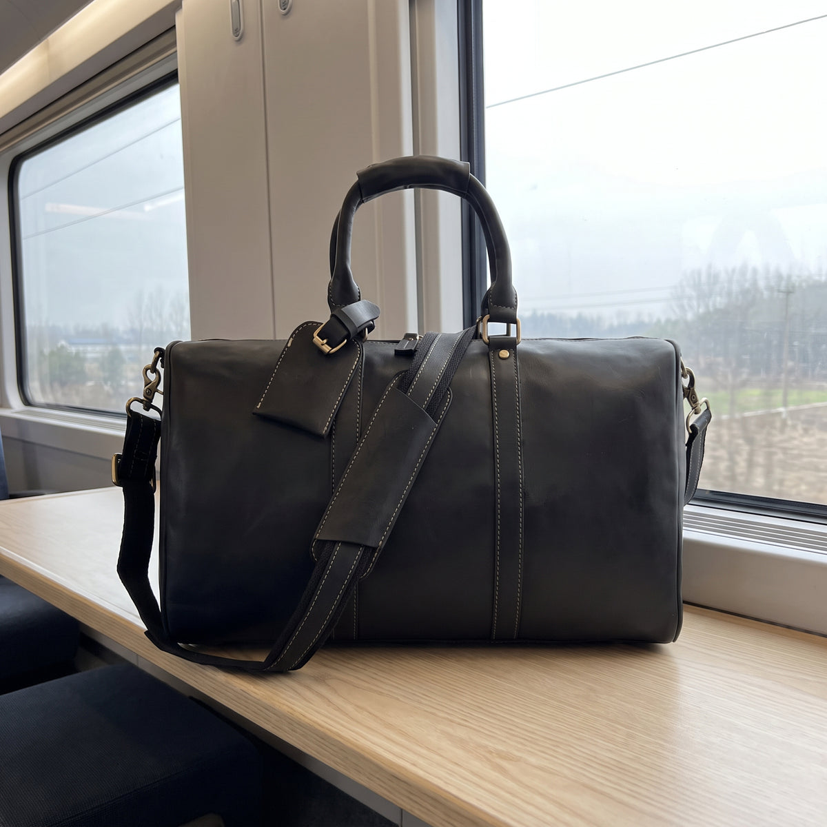 The Valmere Travel Duffel — TB2009 Black